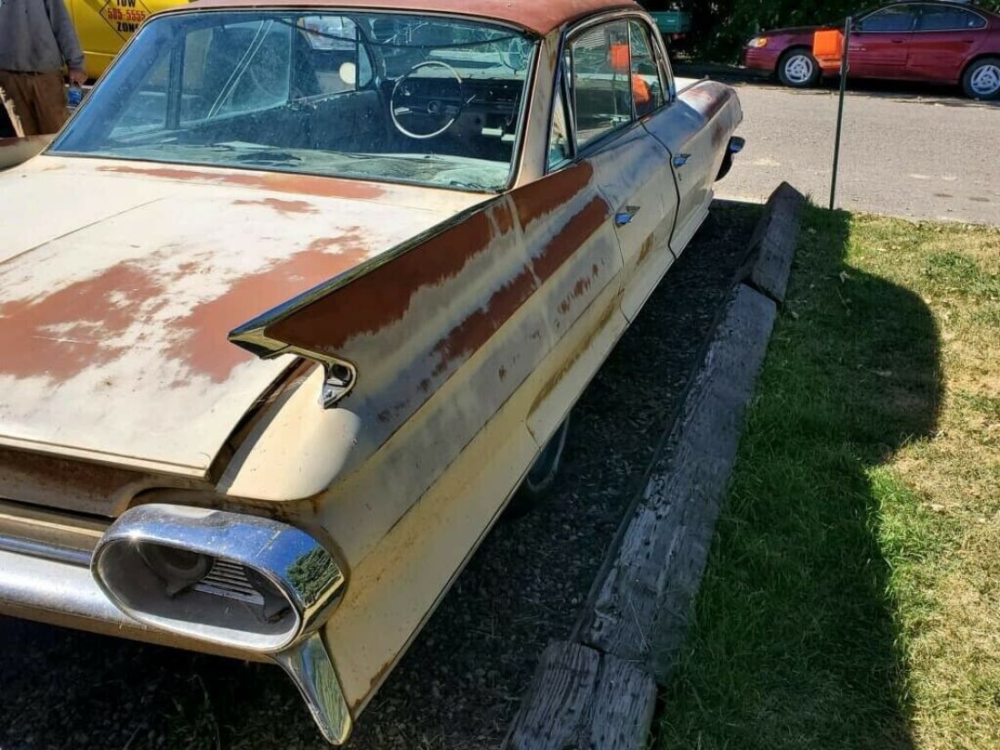 1961 Cadillac Series 62 - photo 2