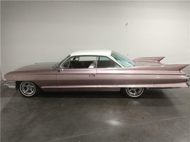 1961 Cadillac Coupe de Ville 390 V8 Automatic Fontana Rose 1961 Cadillac DeVille