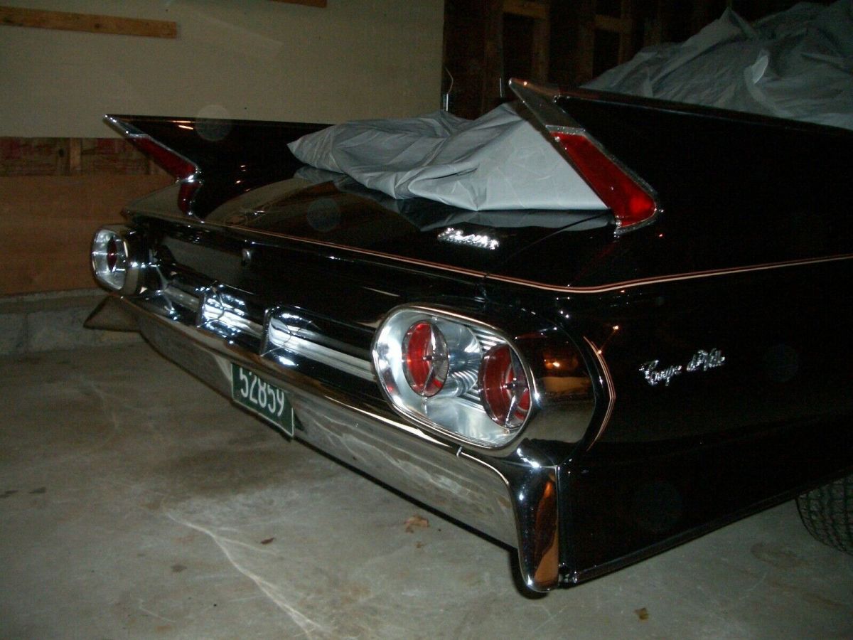 1961 Cadillac DeVille - photo 2
