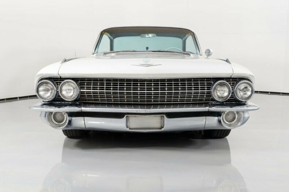 1961 Cadillac DeVille Custom - photo 4