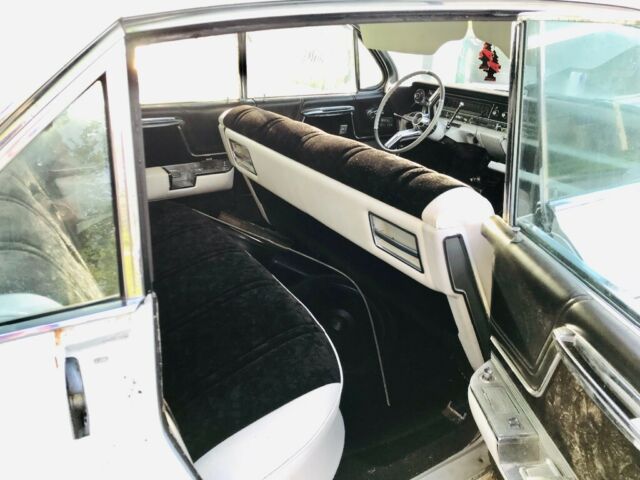 1961 Cadillac DeVille 62 trim - photo 2