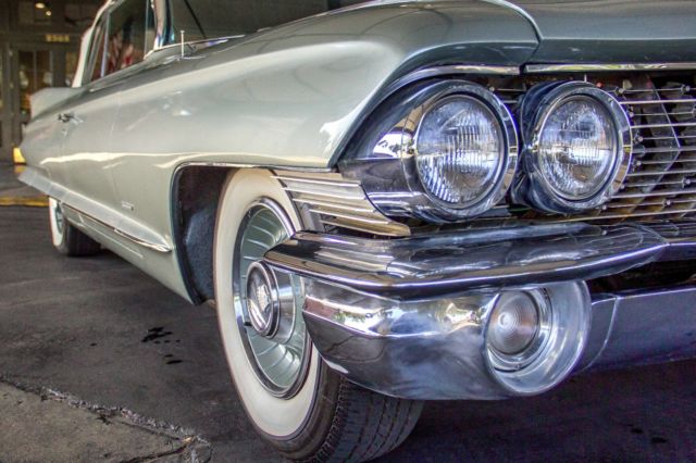 1961 Cadillac DeVille Convertible - photo 6