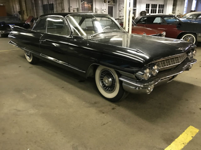 1961 Cadillac DeVille Base Hardtop 2-Door - photo 3