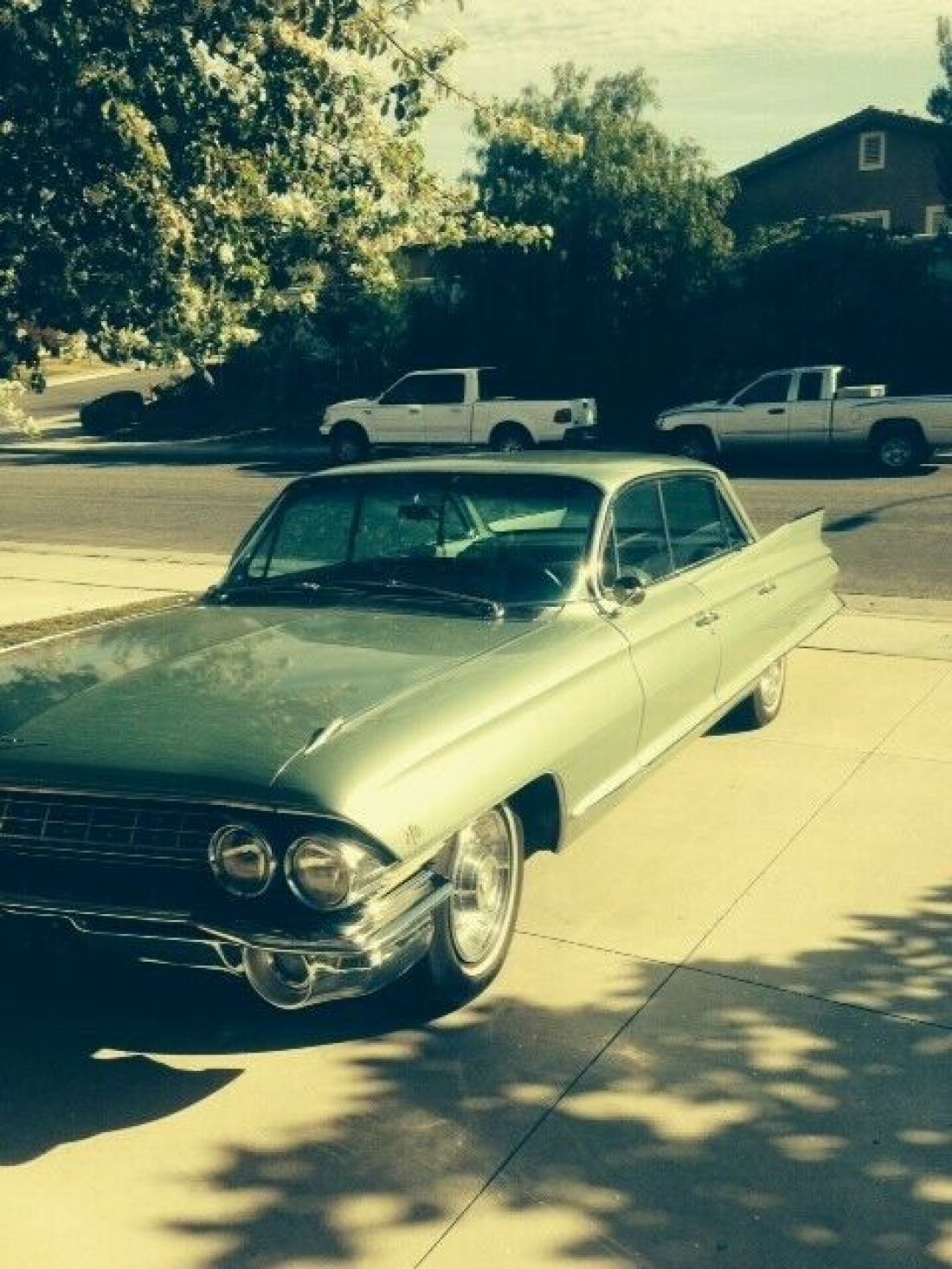 1961 Cadillac DeVille Base Sedan 4-Door - photo 12