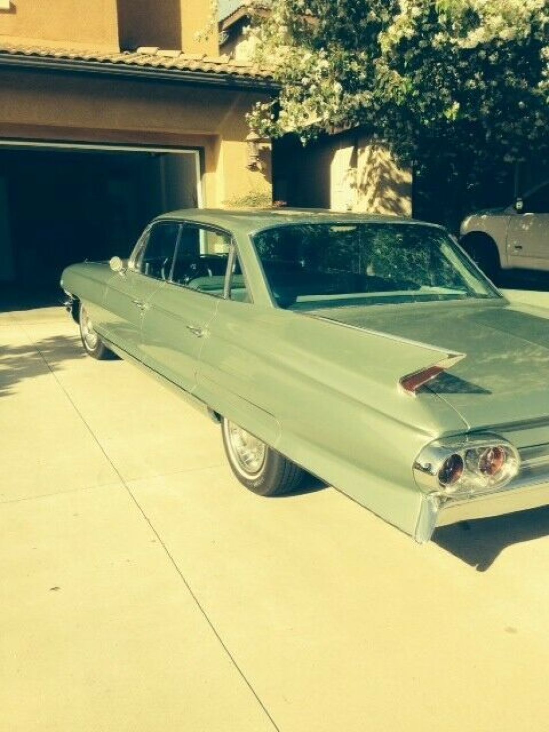 1961 Cadillac DeVille Base Sedan 4-Door - photo 13