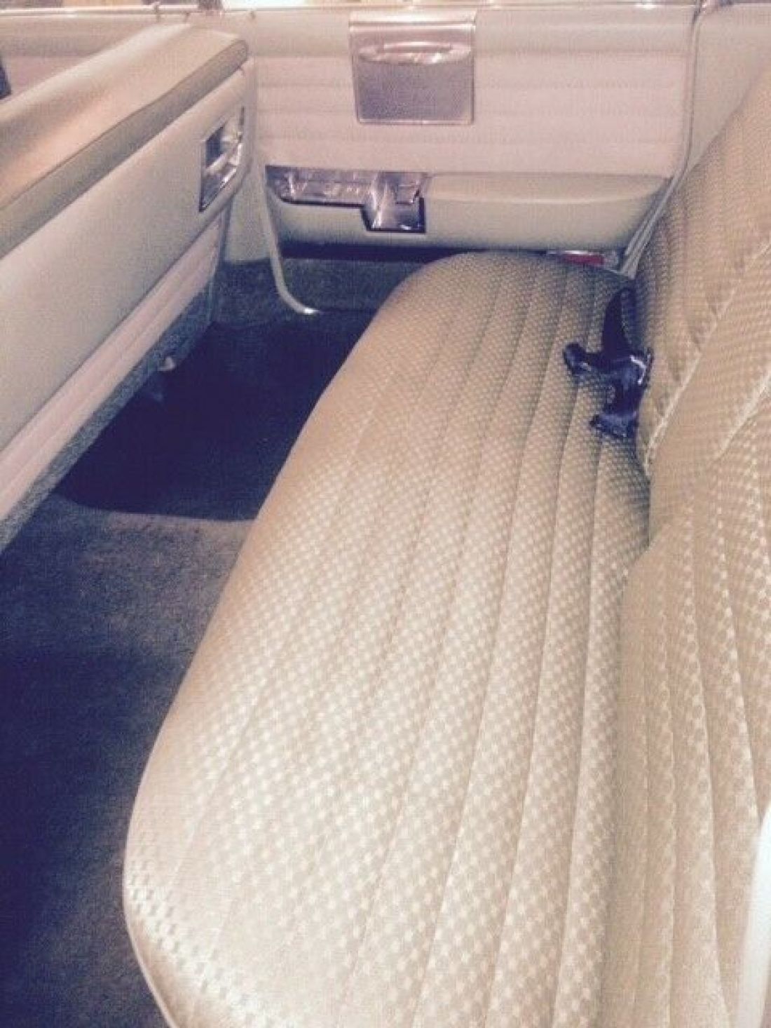 1961 Cadillac DeVille Base Sedan 4-Door - photo 9