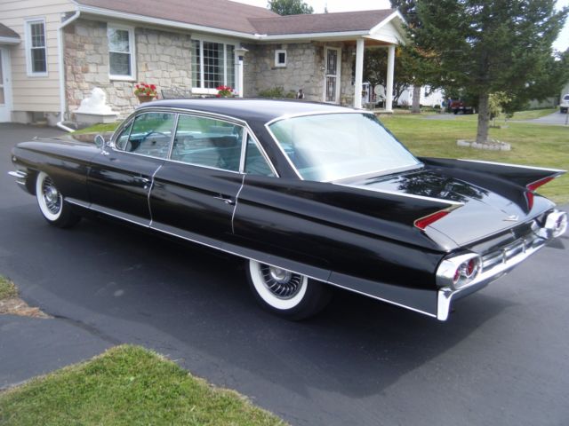 1961 Cadillac DeVille - photo 2