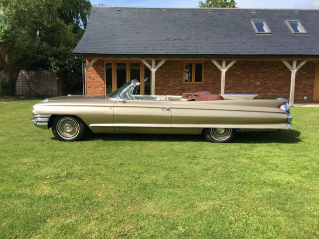 1961 Cadillac Eldorado Base Convertible 2-Door - photo 2