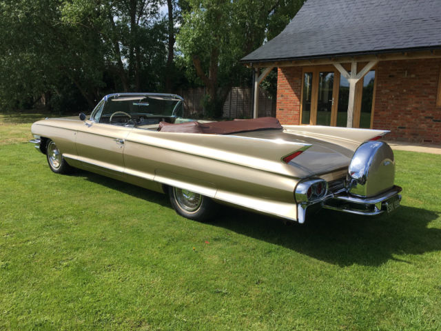 1961 Cadillac Eldorado Base Convertible 2-Door - photo 3