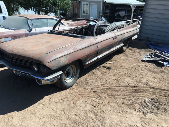 1961 Cadillac Eldorado Convertible. Factory bucket seat car. Restorable. Solid 1961 Cadillac Eldorado BIARRITZ