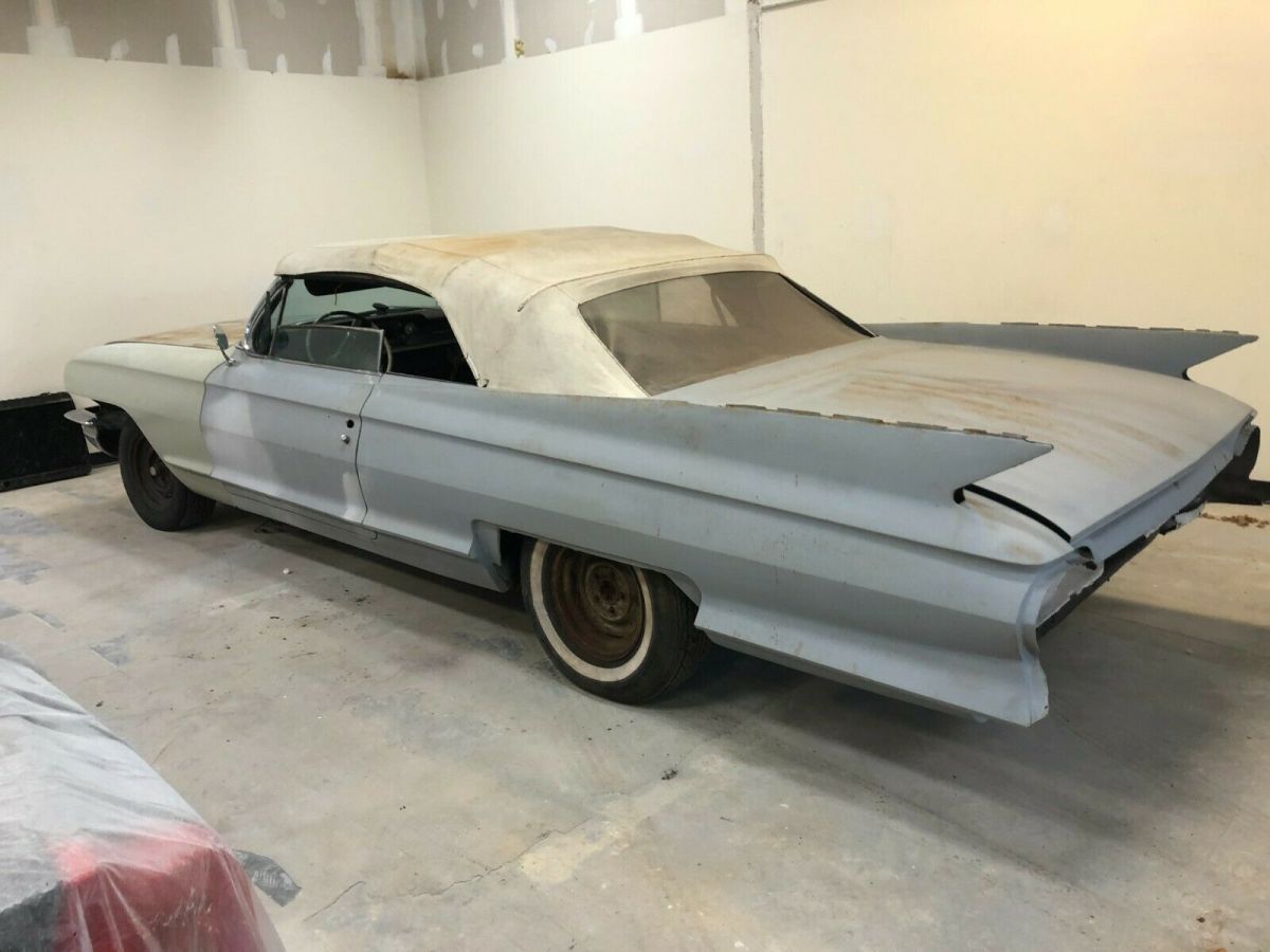 1961 Cadillac convertible - photo 4