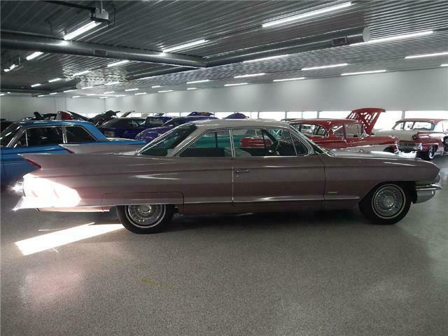 1961 Cadillac SIXTY-TWO -- - photo 5