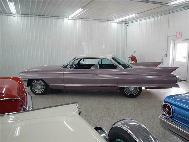 1961 Cadillac SIXTY-TWO -- - photo 6