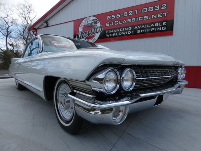 1961 Cadillac DeVille Coupe Deville - photo 4