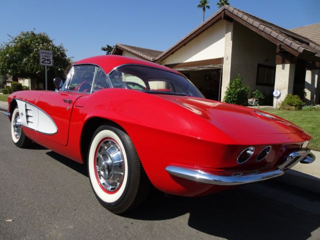 1961 Chevrolet Corvette - photo 2