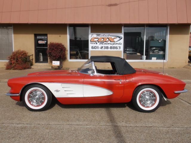 1961 Chevrolet Corvette Convertible - photo 7