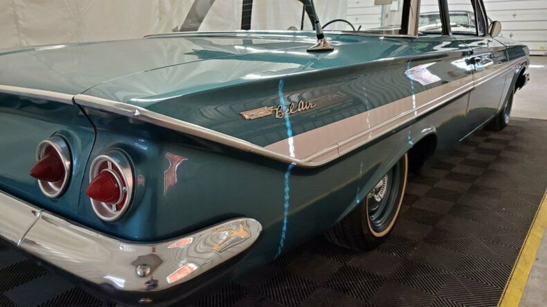 1961 Chevrolet Belair 2dr 348 - photo 10
