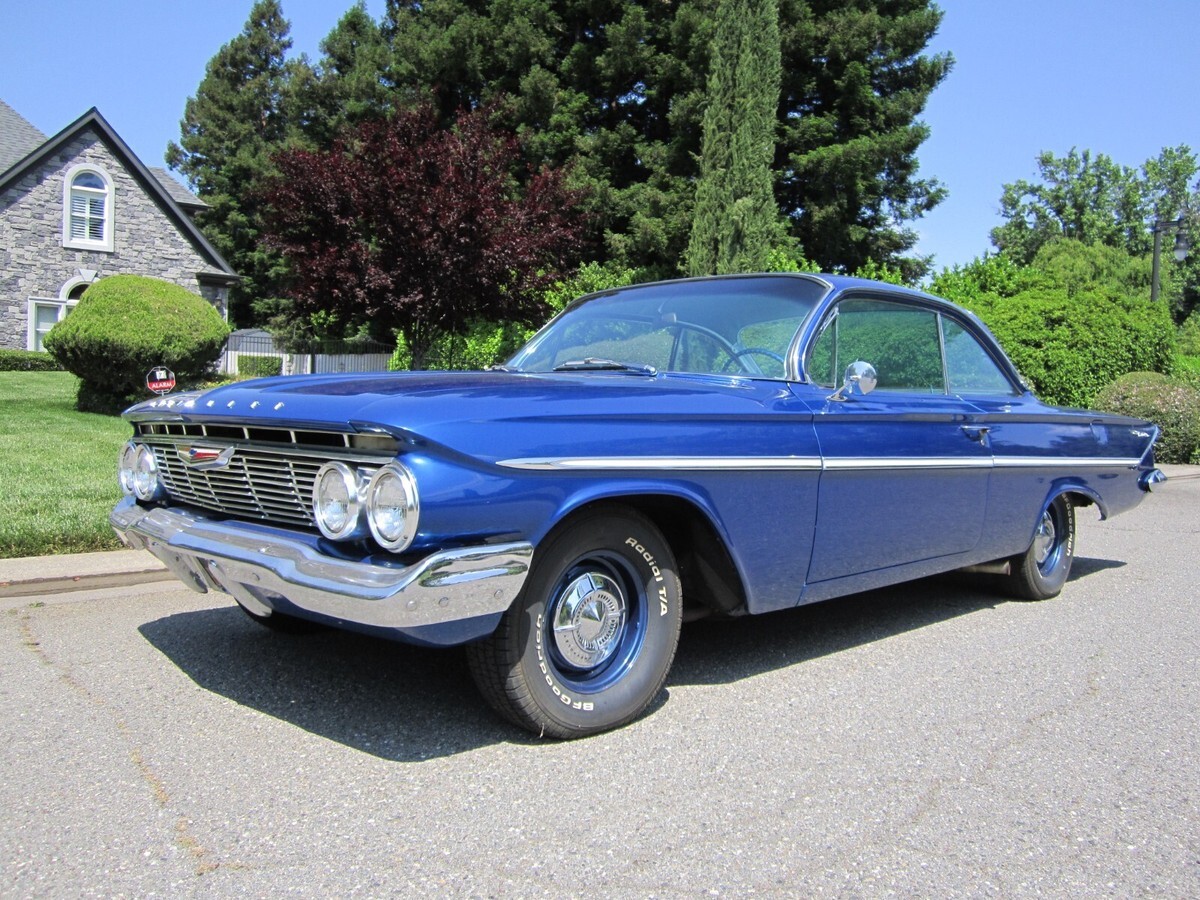 1961 Chevrolet Bel Air/150/210 Bubbletop, 2 door hard top - photo 2