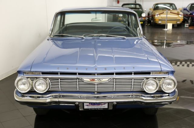 1961 Chevrolet Bel Air/150/210 Flat Roof Sedan - photo 2