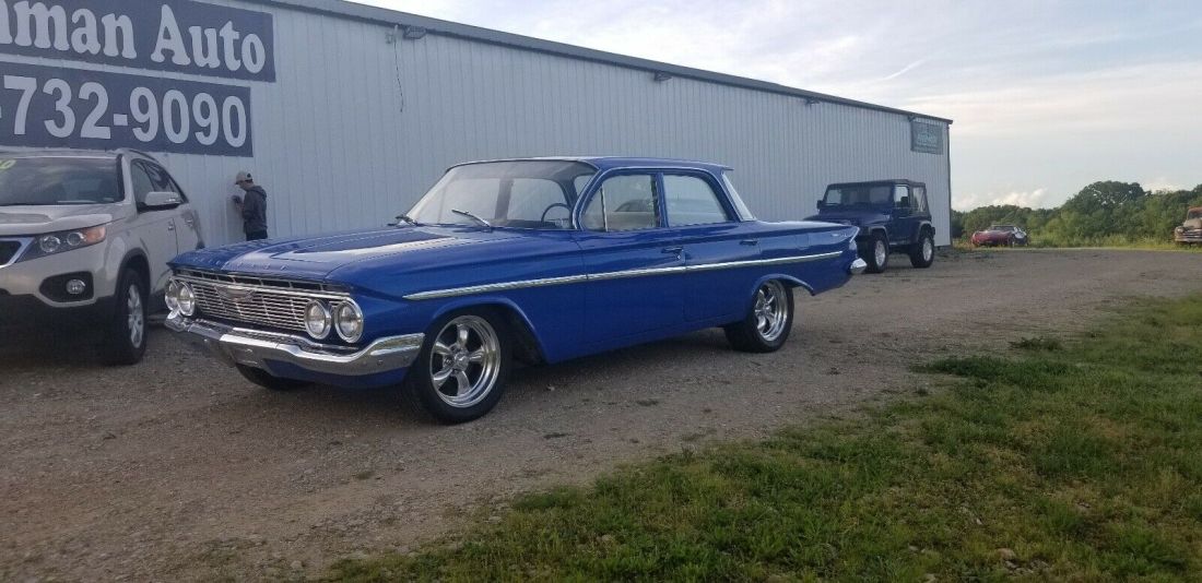 1961 Chevrolet Bel Air Sedan Blue RWD Manual 210 1961 Chevrolet Bel Air 210