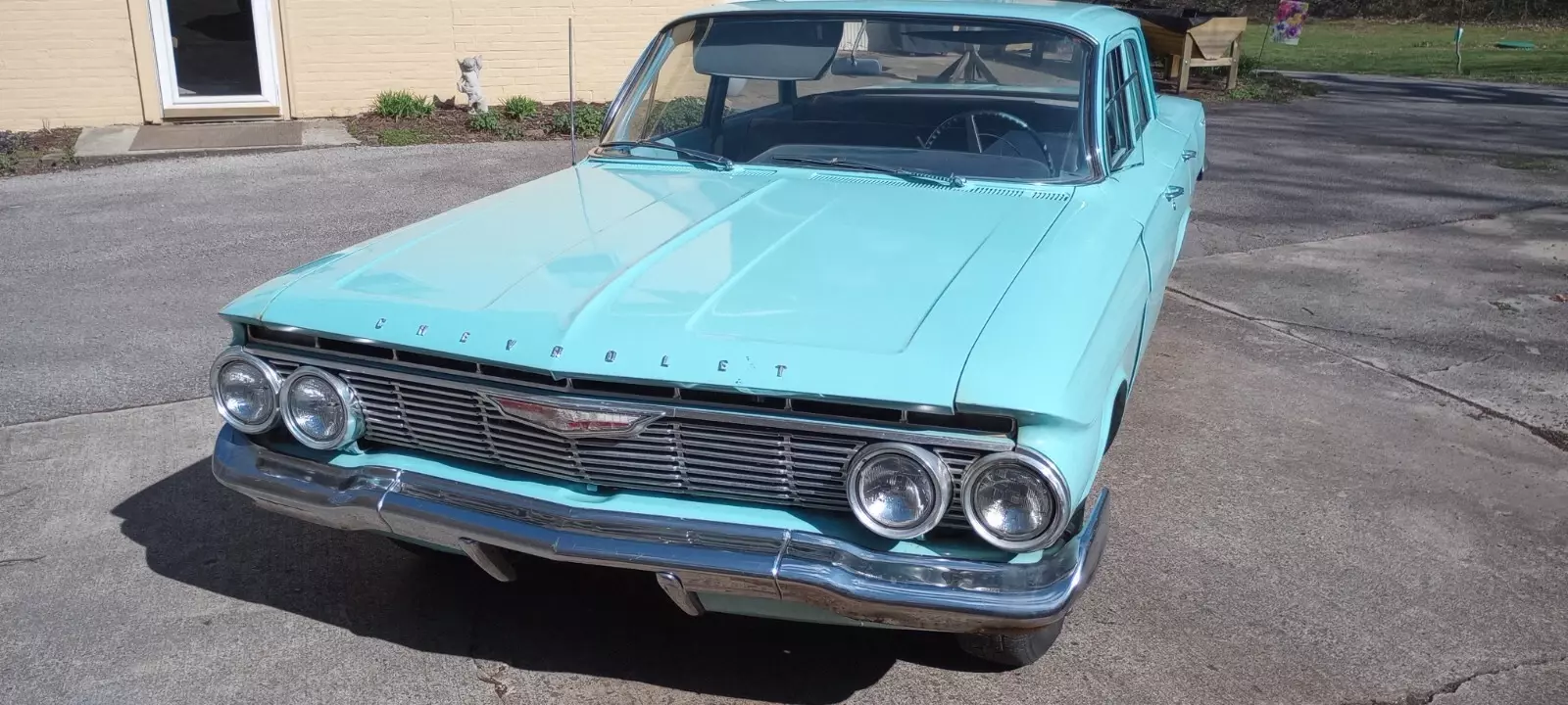 1961 Chevrolet Biscayne 4 door sedan 1961 Chevrolet Biscayne
