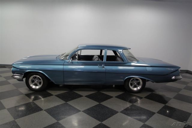1961 Chevrolet Biscayne - photo 2