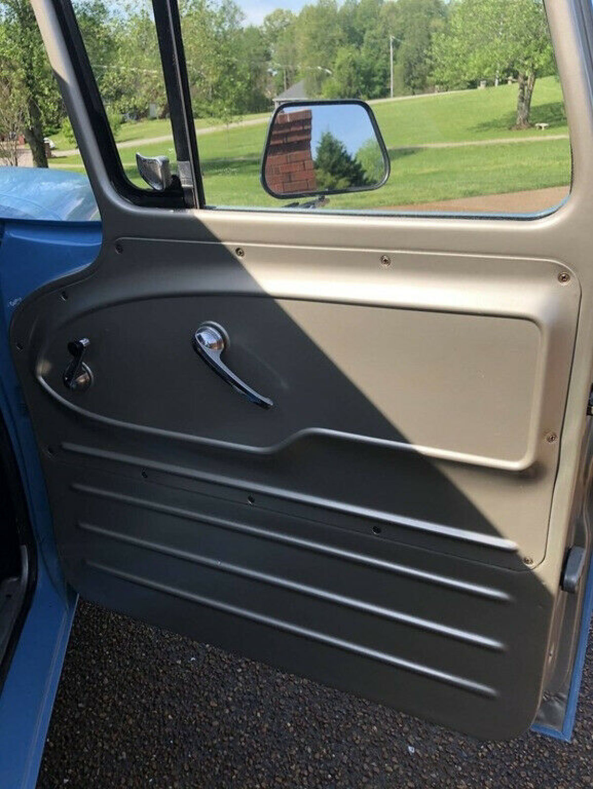 1961 Chevrolet C-30 (Model 3609) Stakebed Truck - photo 10