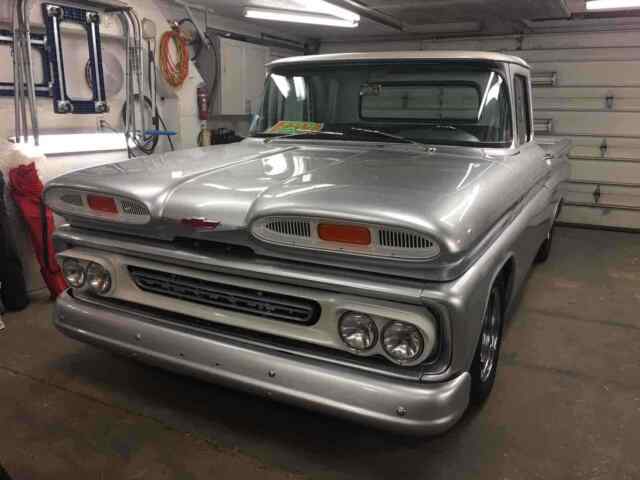 1961 Chevrolet C10 short bed - photo 7