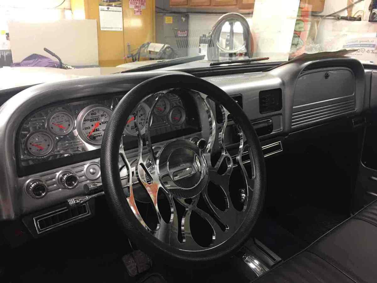1961 Chevrolet C10 short bed - photo 9