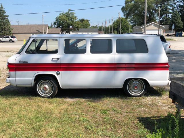 1961 CHEVROLET CORVAIR 13 WINDOW VAN GREENBRIER, VINTAGE VW VANS & THESE R HOT 1961 Chevrolet Corvair van