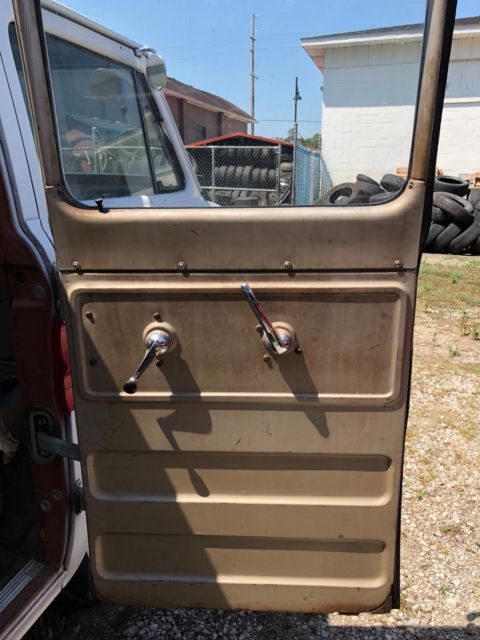 1961 Chevrolet Corvair van - photo 9