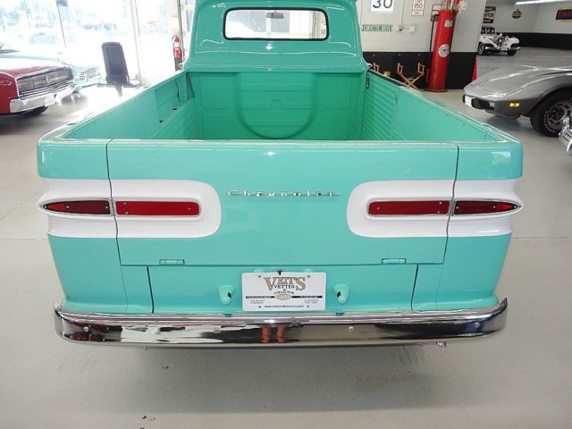 1961 Chevrolet Corvair - photo 9