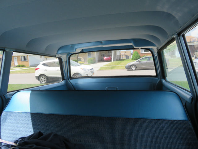 1961 Chevrolet Corvair 700 - photo 2