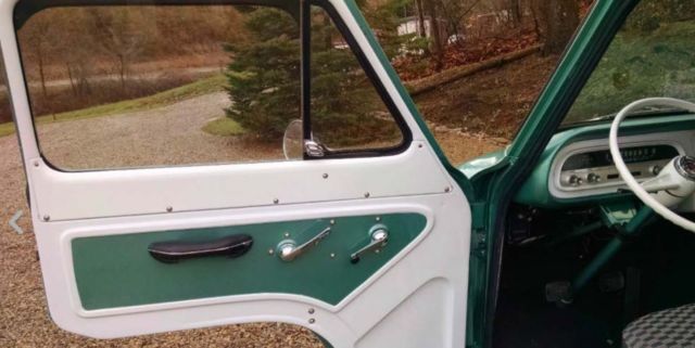 1961 Chevrolet Corvair - photo 5