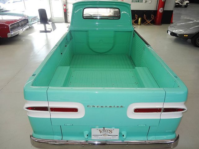 1961 Chevrolet Corvair - photo 10