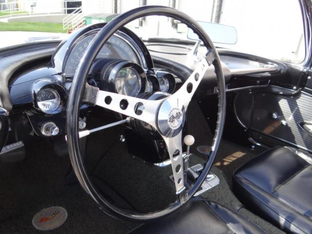 1961 Chevrolet Corvette - photo 5