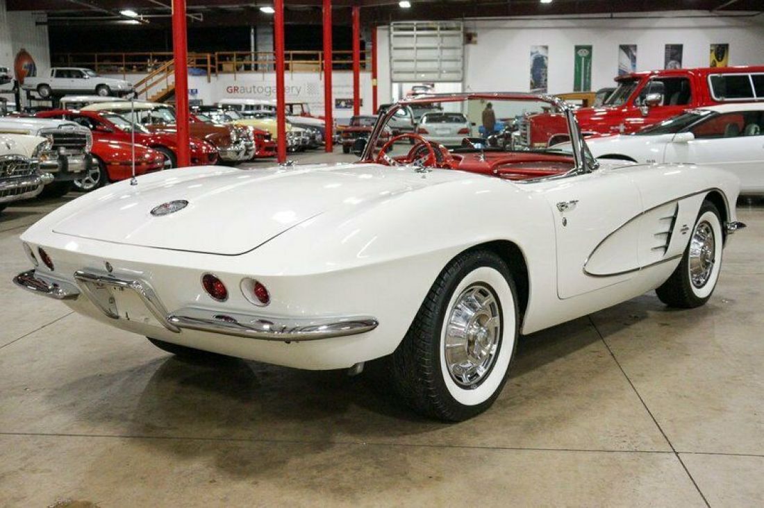 1961 Chevrolet Corvette - photo 5