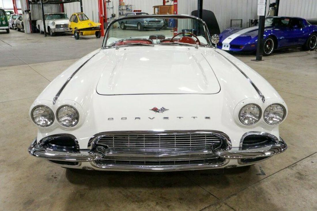 1961 Chevrolet Corvette - photo 8