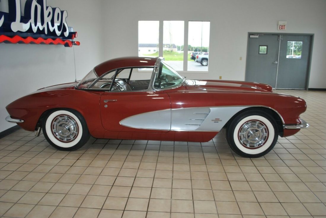 1961 Chevrolet Corvette 283 270hp Dual Carb - photo 3