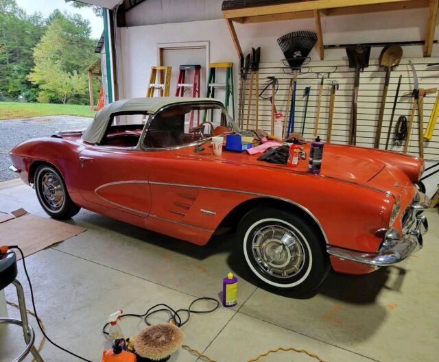 1961 Chevrolet Corvette - photo 5
