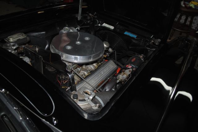 1961 Chevrolet Corvette Convertible - photo 11