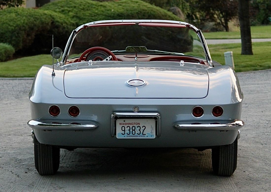 1961 Chevrolet Corvette - photo 4