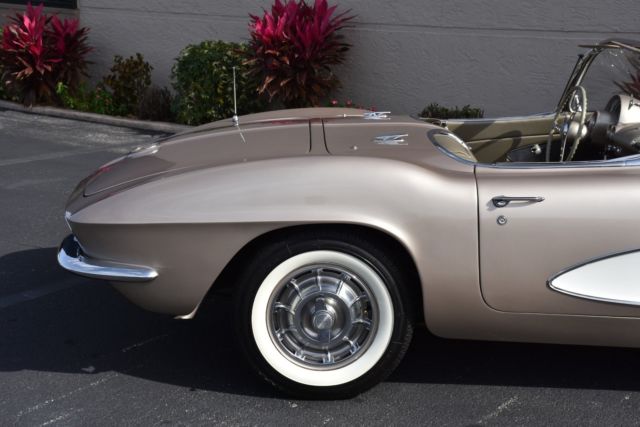 1961 Chevrolet Corvette 283C.I. Numbers Matching - photo 10