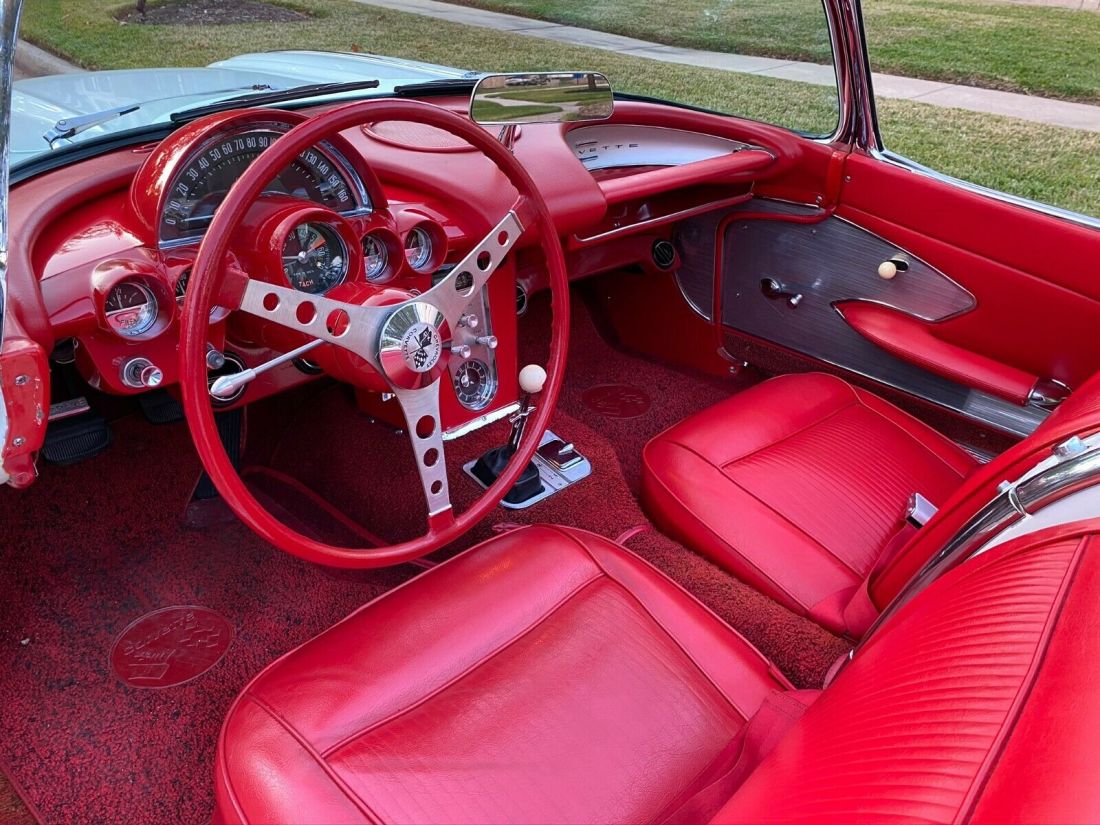 1961 Chevrolet Corvette - photo 12