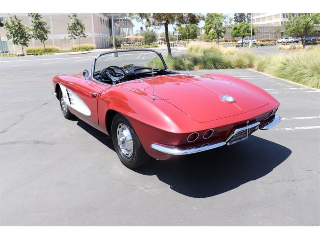 1961 Chevrolet Corvette -- - photo 7