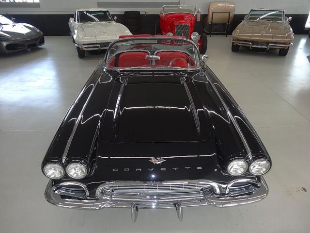 1961 Chevrolet Corvette - photo 10
