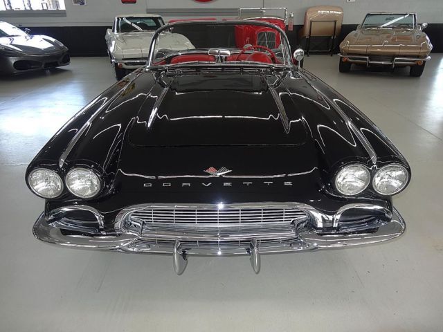 1961 Chevrolet Corvette - photo 9