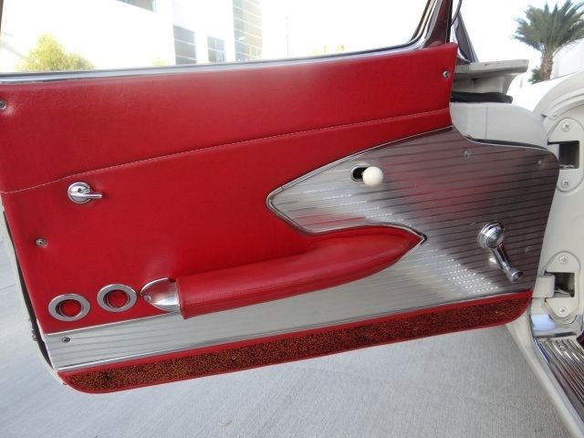 1961 Chevrolet Corvette - photo 12