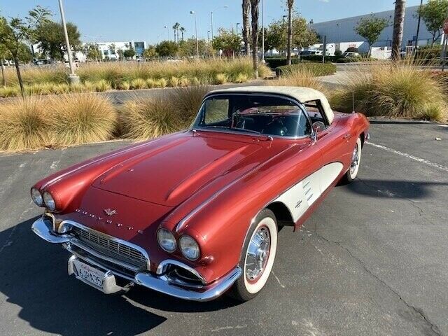 1961 Chevrolet Corvette -- - photo 7