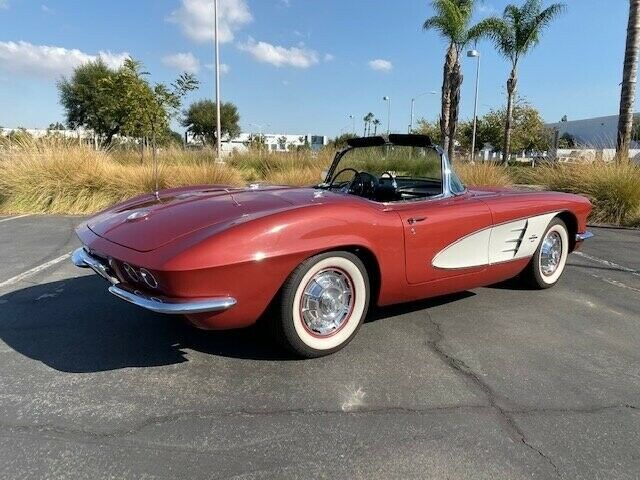1961 Chevrolet Corvette -- - photo 9
